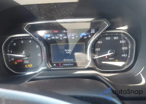 2021 GMC Yukon Xl K1500 Slt z USA, uszkodzony, nr VIN 1GKS2GKD0MR443136